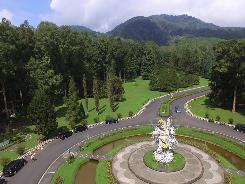 Serene Beach Retreat